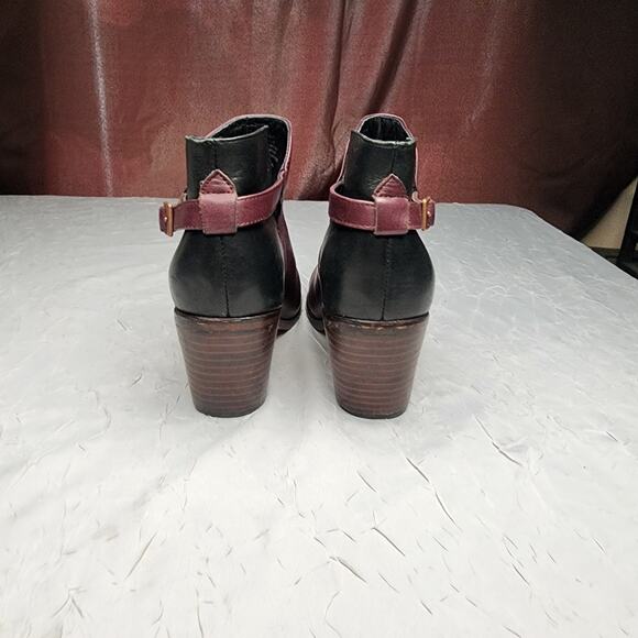 Wolverine Womens 1000 Mile Samantha Pleet Boots Size 8.5 Buckle Leather Burgundy - Picture 4 of 8